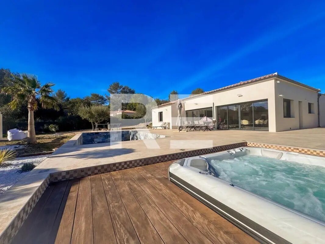 Maison à vendre, 200m², Nîmes