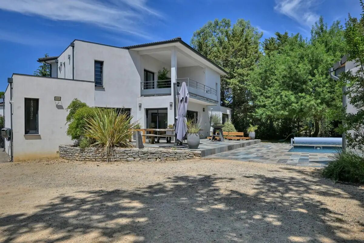 Maison à vendre, 159m², Saint-Julien-les-Rosiers