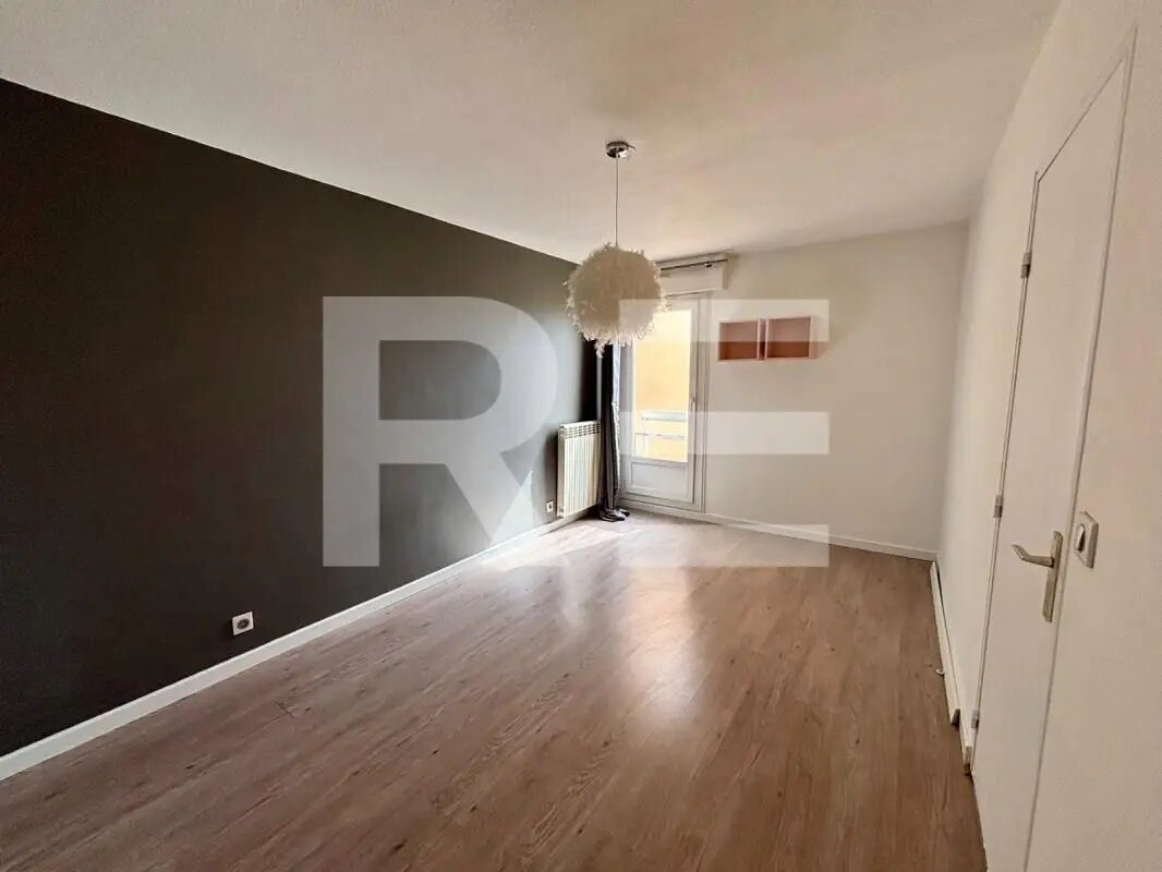 Appartement à louer, 55m², Nîmes