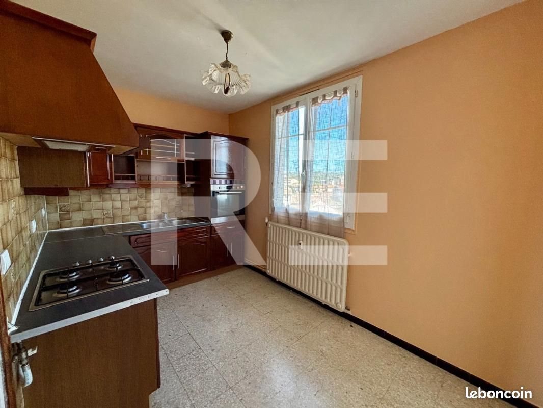 Appartement à louer, 75m², Nîmes