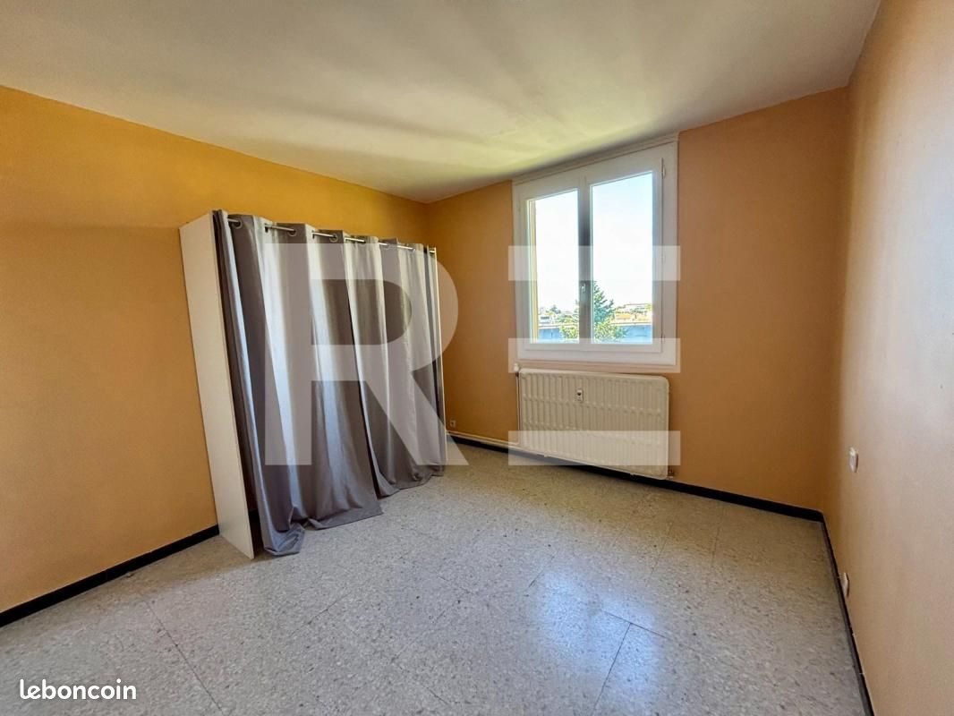 Appartement à louer, 75m², Nîmes