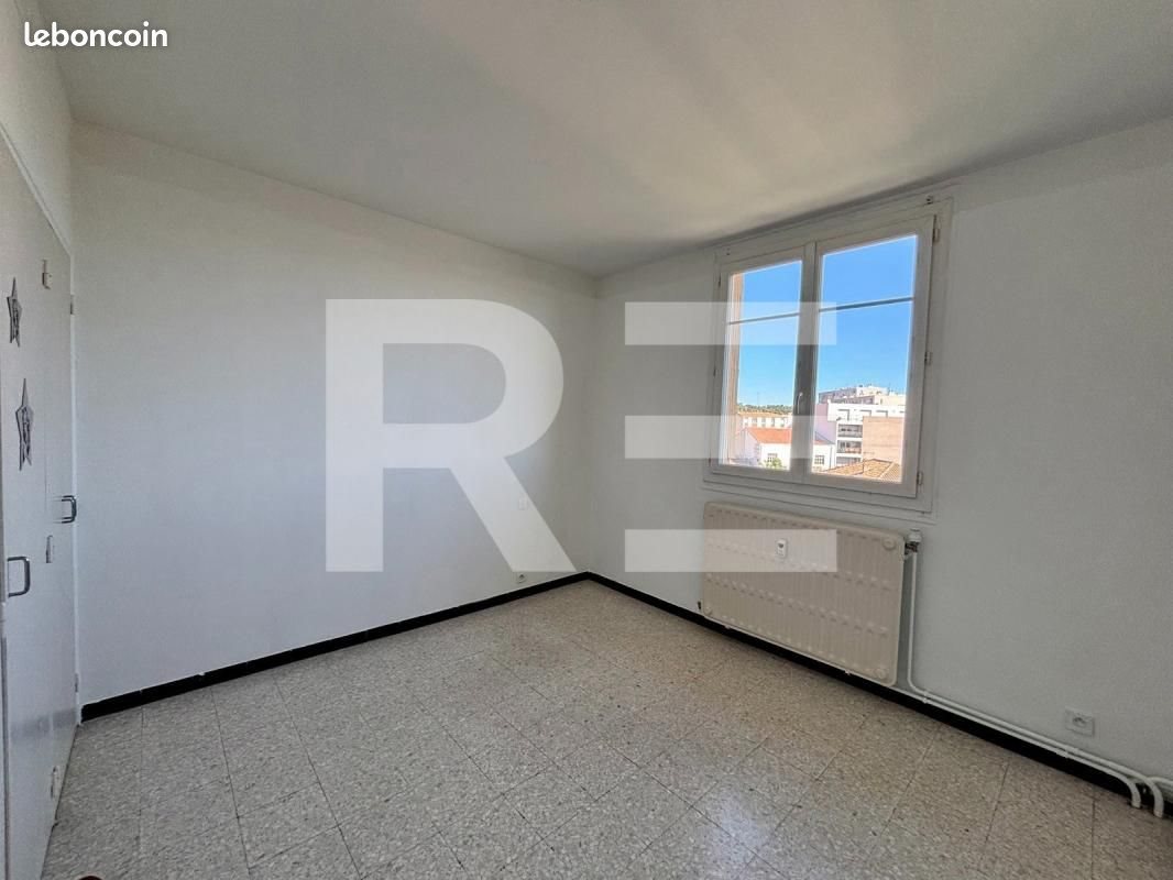 Appartement à louer, 75m², Nîmes