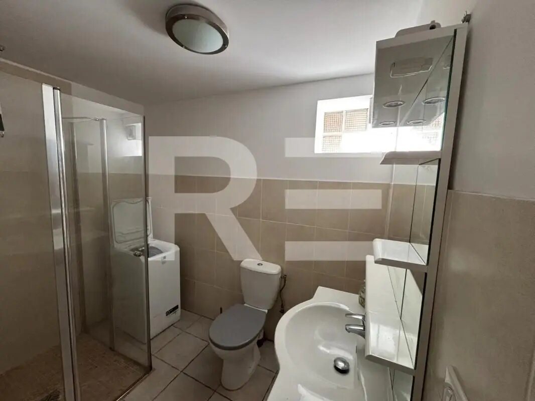 Appartement à louer, 40m², Nîmes