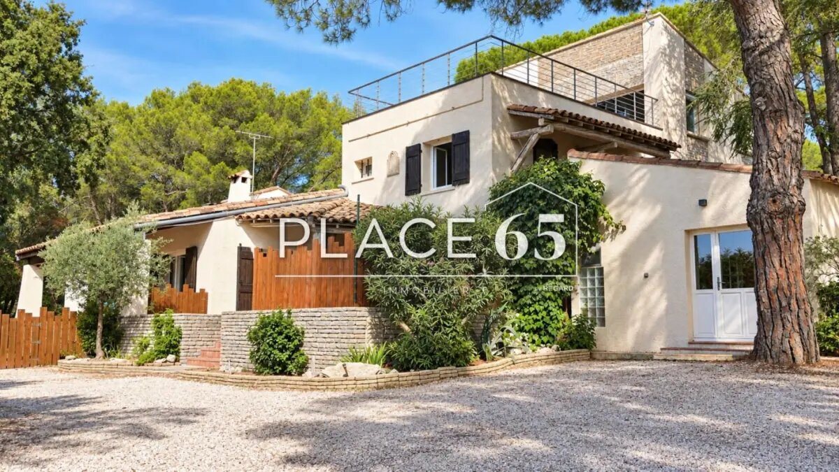Maison à vendre, 329m², Nages-et-Solorgues