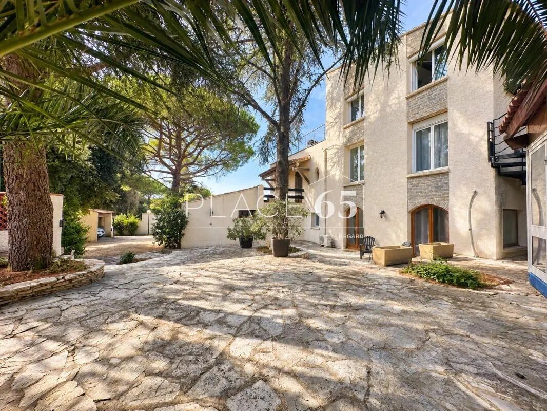 Maison à vendre, 329m², Nages-et-Solorgues