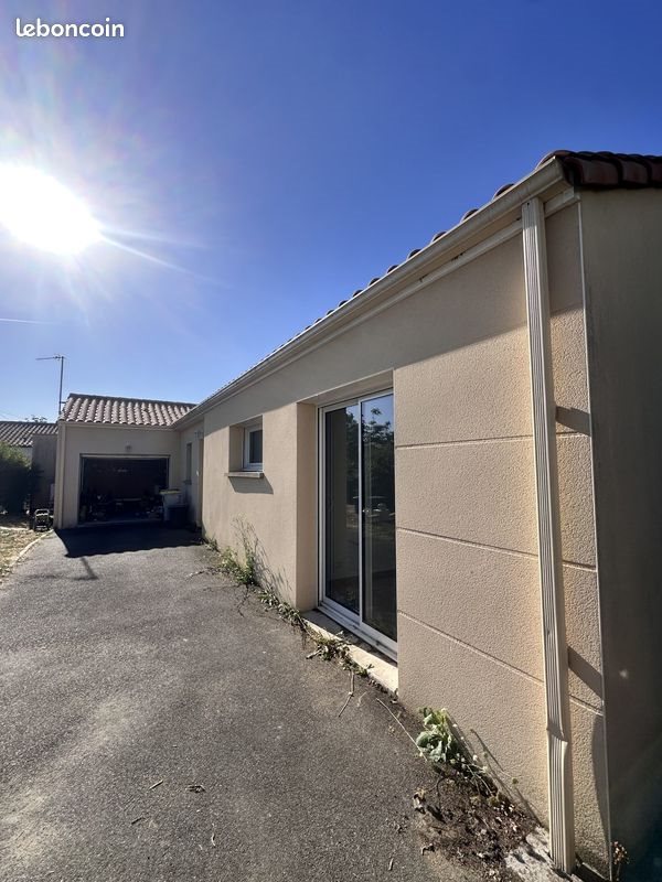 Maison à louer, 101m², Saint-Aignan-Grandlieu