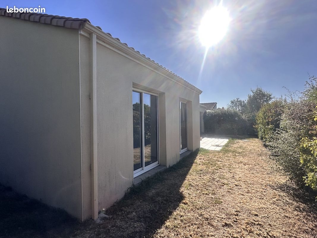 Maison à louer, 101m², Saint-Aignan-Grandlieu
