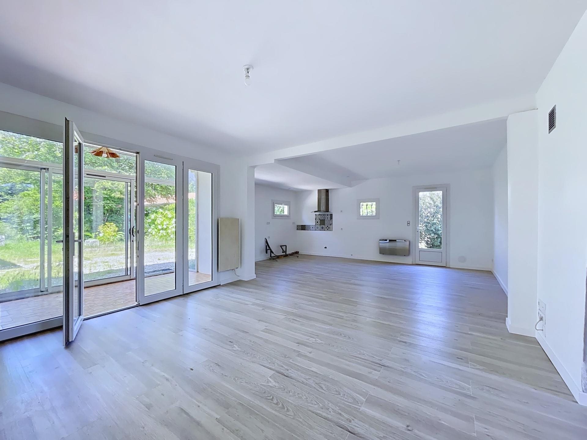 Maison à vendre, 109m², Saint-Médard-en-Jalles