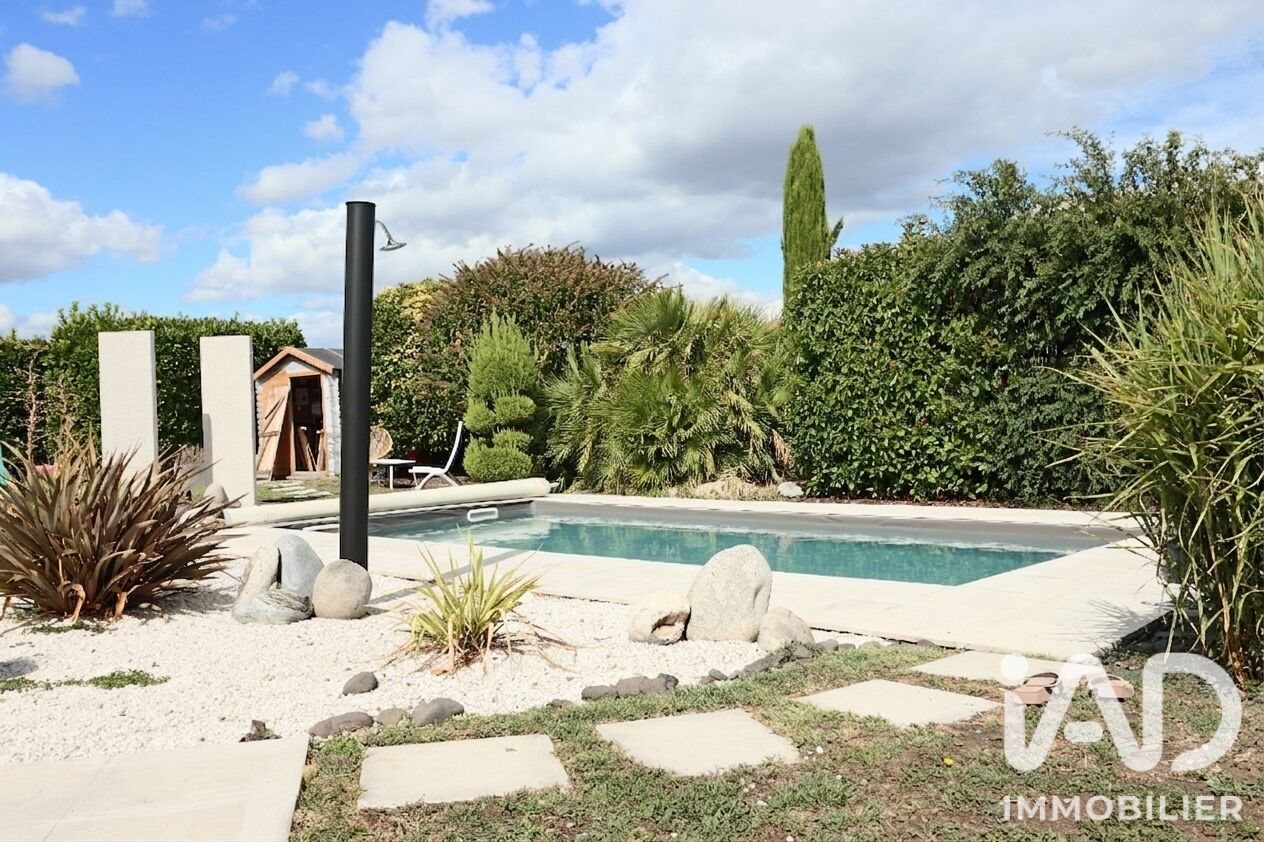 Maison à vendre, 154m², Pérignat-lès-Sarliève