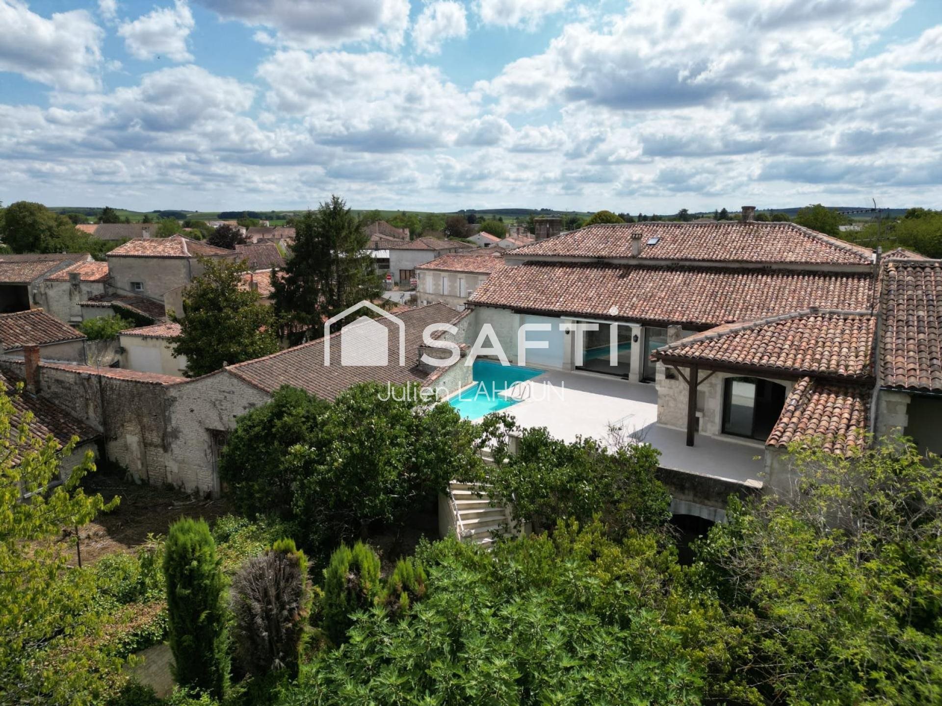 Maison à vendre, 214m², Gensac-la-Pallue