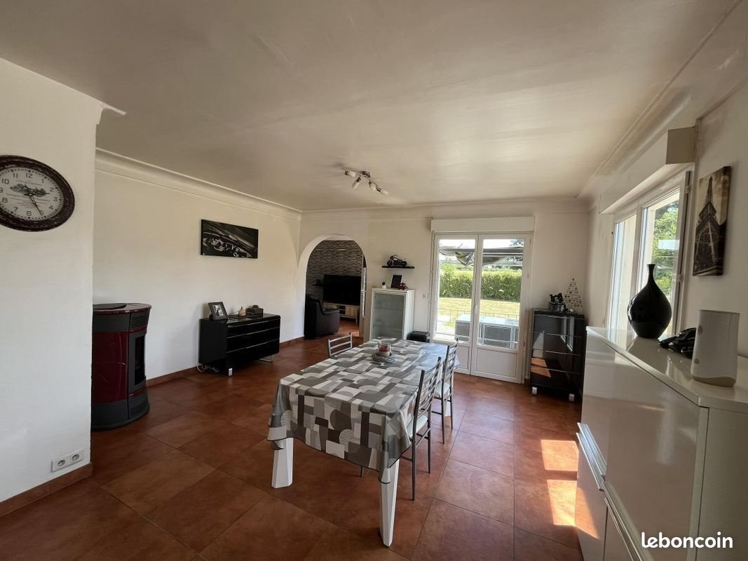 Maison à vendre, 111m², Evron