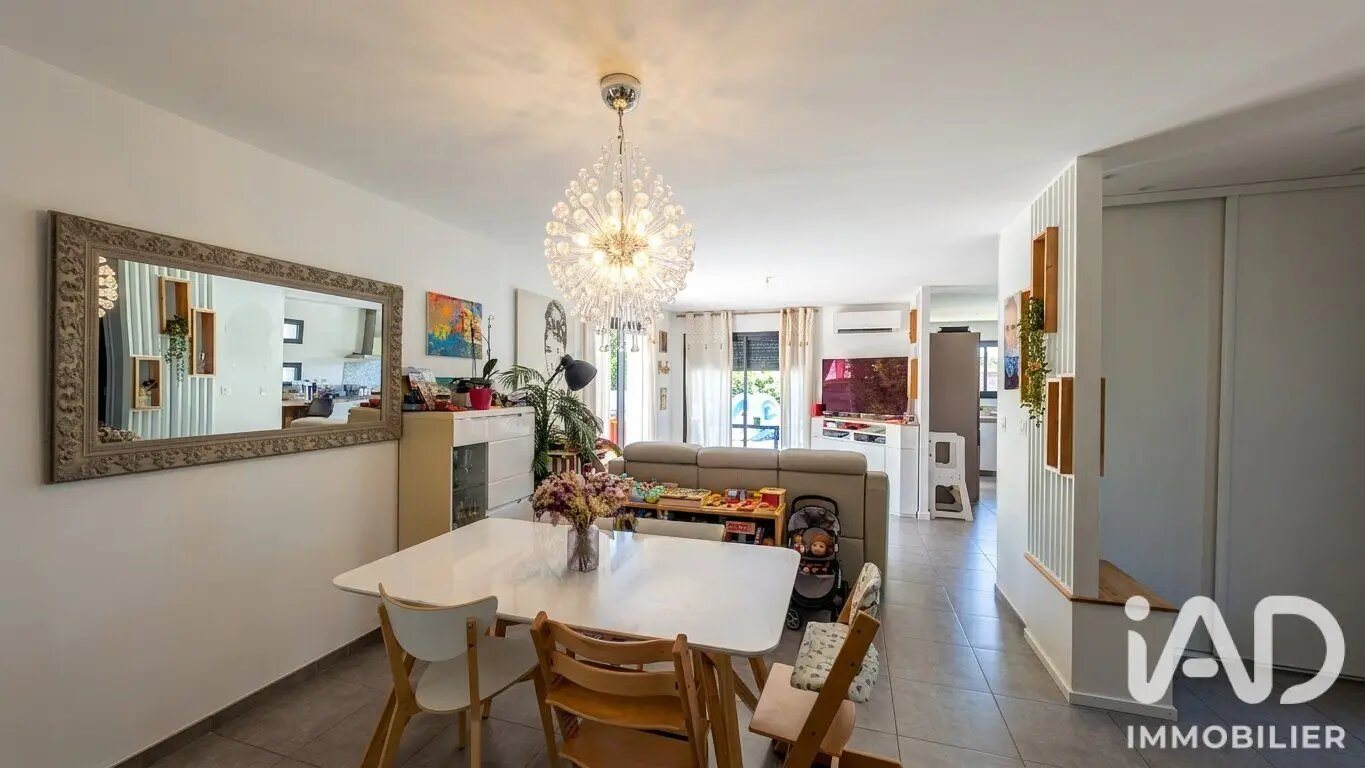 Maison à vendre, 122m², Pechbonnieu