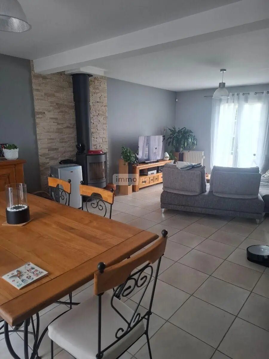 Maison à vendre, 116m², Saint-Georges-sur-Moulon