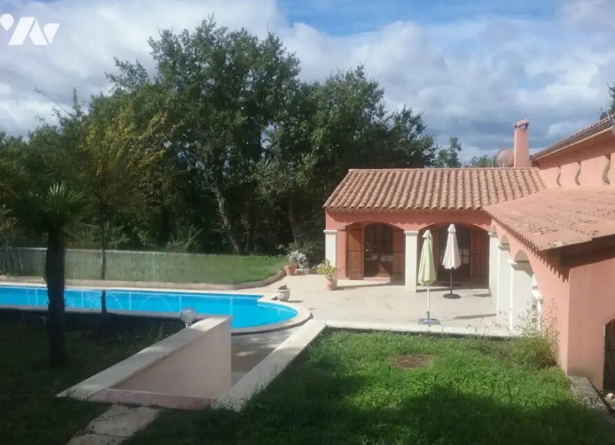 Maison à vendre, 8m², Saint-Paul-Trois-Châteaux