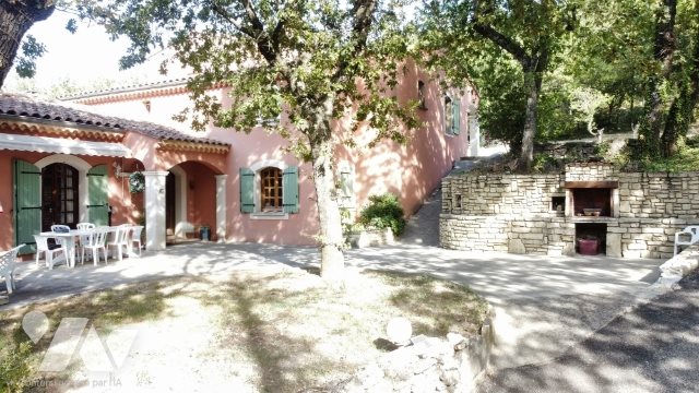 Maison à vendre, 212m², Saint-Paul-Trois-Châteaux