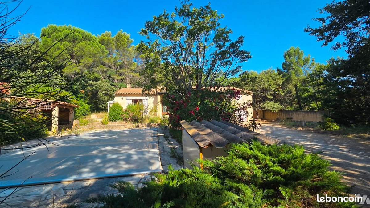 Maison à vendre, 134m², Rochegude