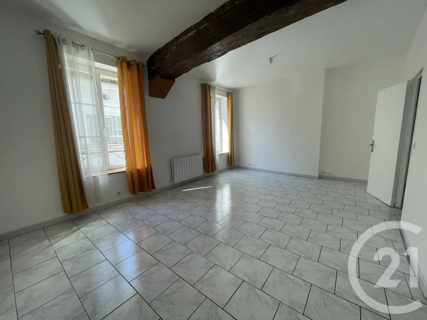 Appartement à louer, 76m², Égreville