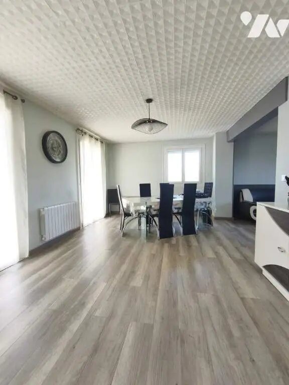 Maison à vendre, 5m², Saint-Léger-des-Vignes