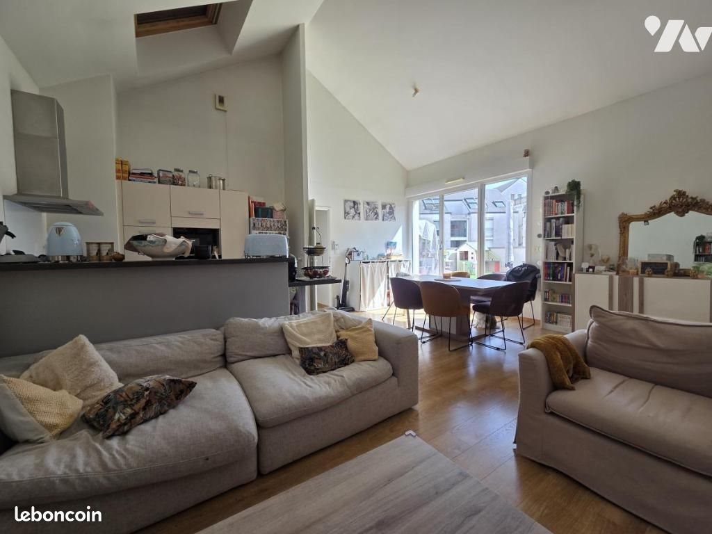 Appartement à louer, 81m², Cormontreuil