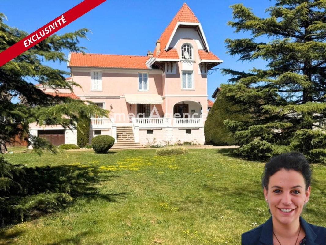 Maison à vendre, 257m², Bonson