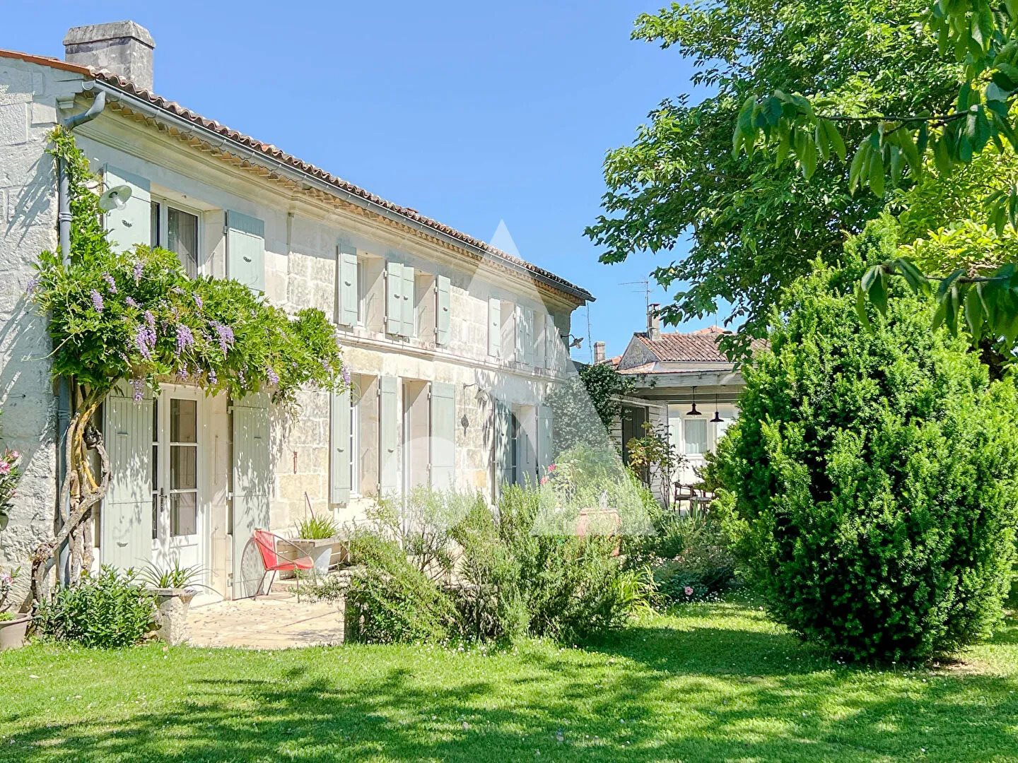 Maison à vendre, 298m², Saint-Georges-des-Coteaux