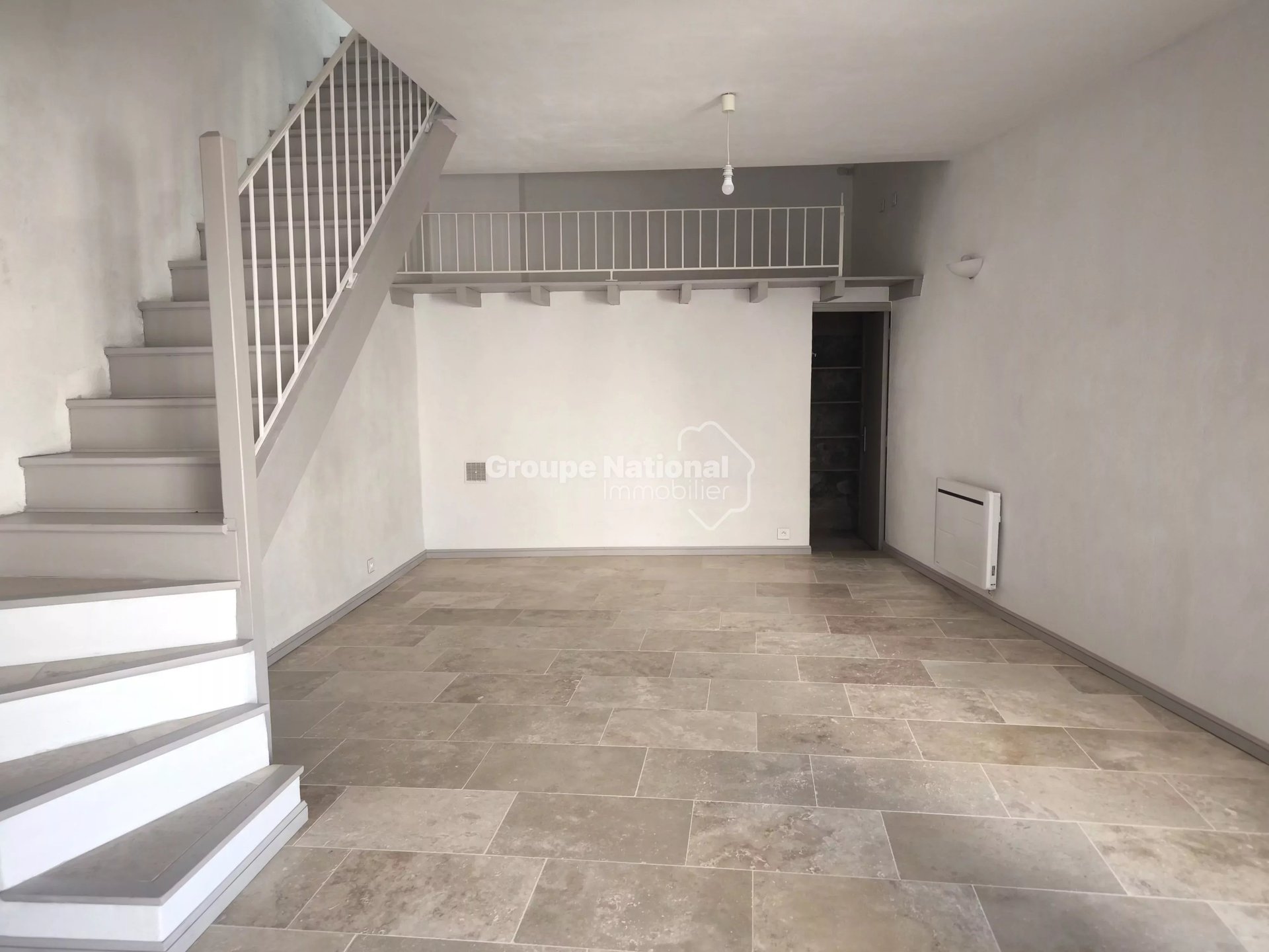 Maison à vendre, 82m², Entraigues-sur-la-Sorgue