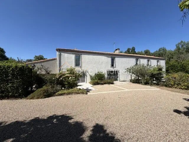 Maison à vendre, 359m², Landeronde