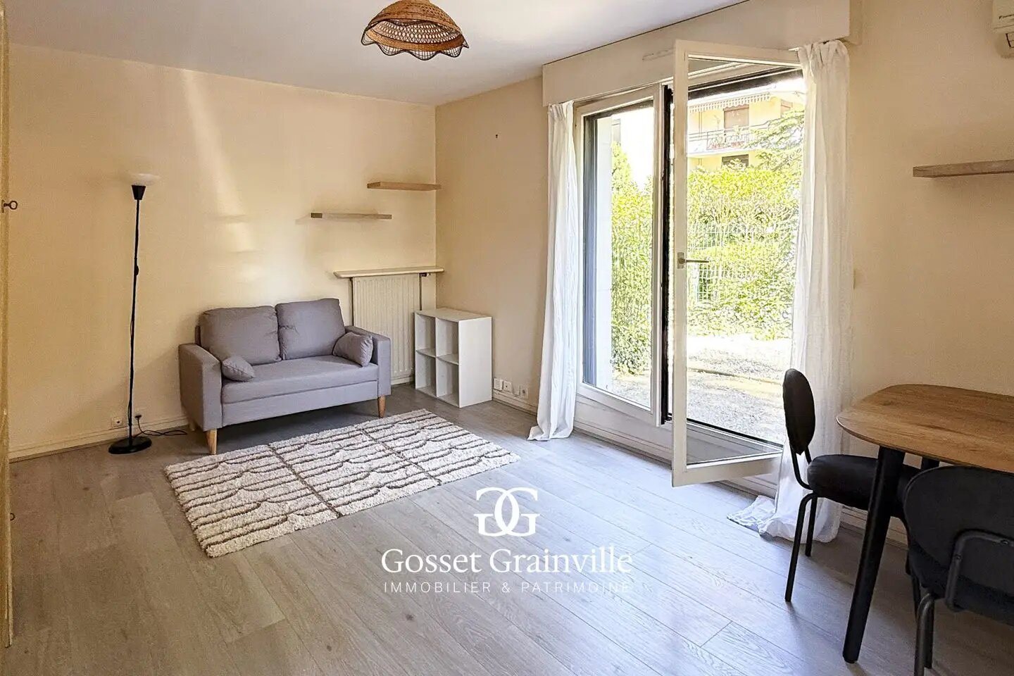 Appartement à louer, 29m², La Garenne-Colombes