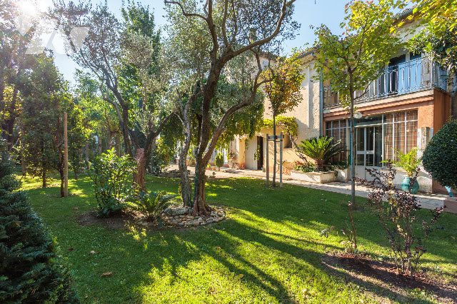 Maison à vendre, 355m², Avignon