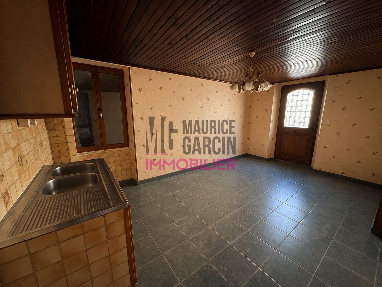 Maison à vendre, 72m², Charleval