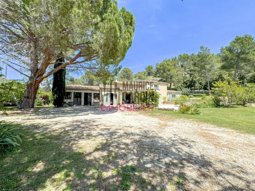 Maison à vendre, 151m², Cheval-Blanc