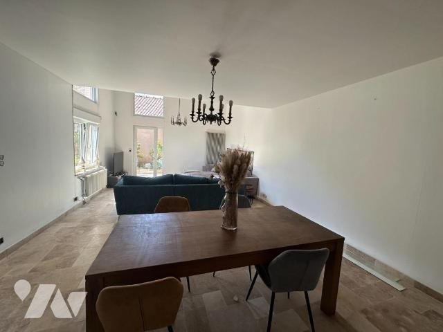Maison à vendre, 185m², Saint-Quentin