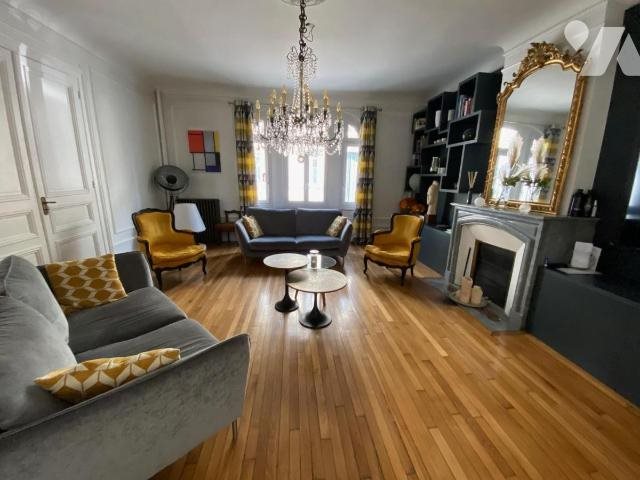 Maison à vendre, 250m², Saint-Quentin