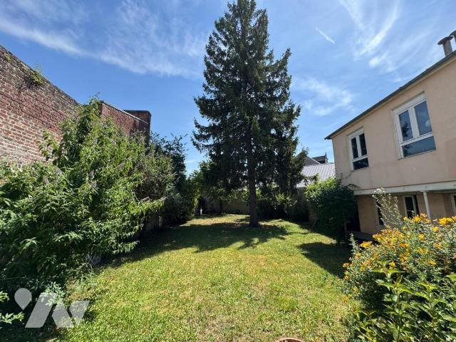 Maison à vendre, 237m², Saint-Quentin