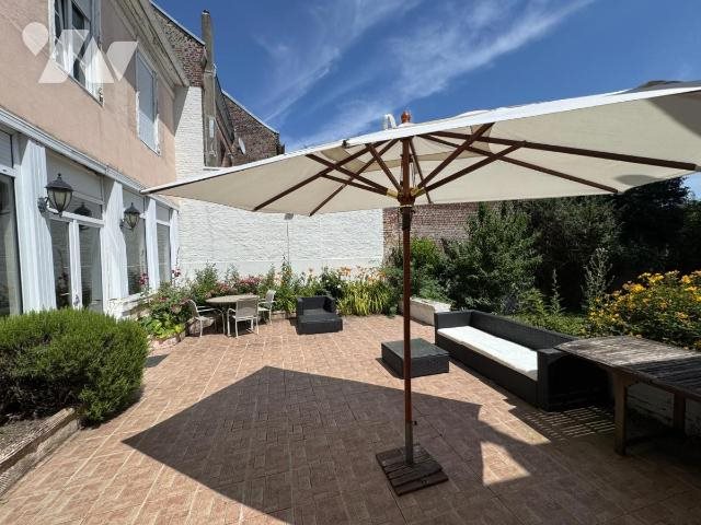 Maison à vendre, 237m², Saint-Quentin