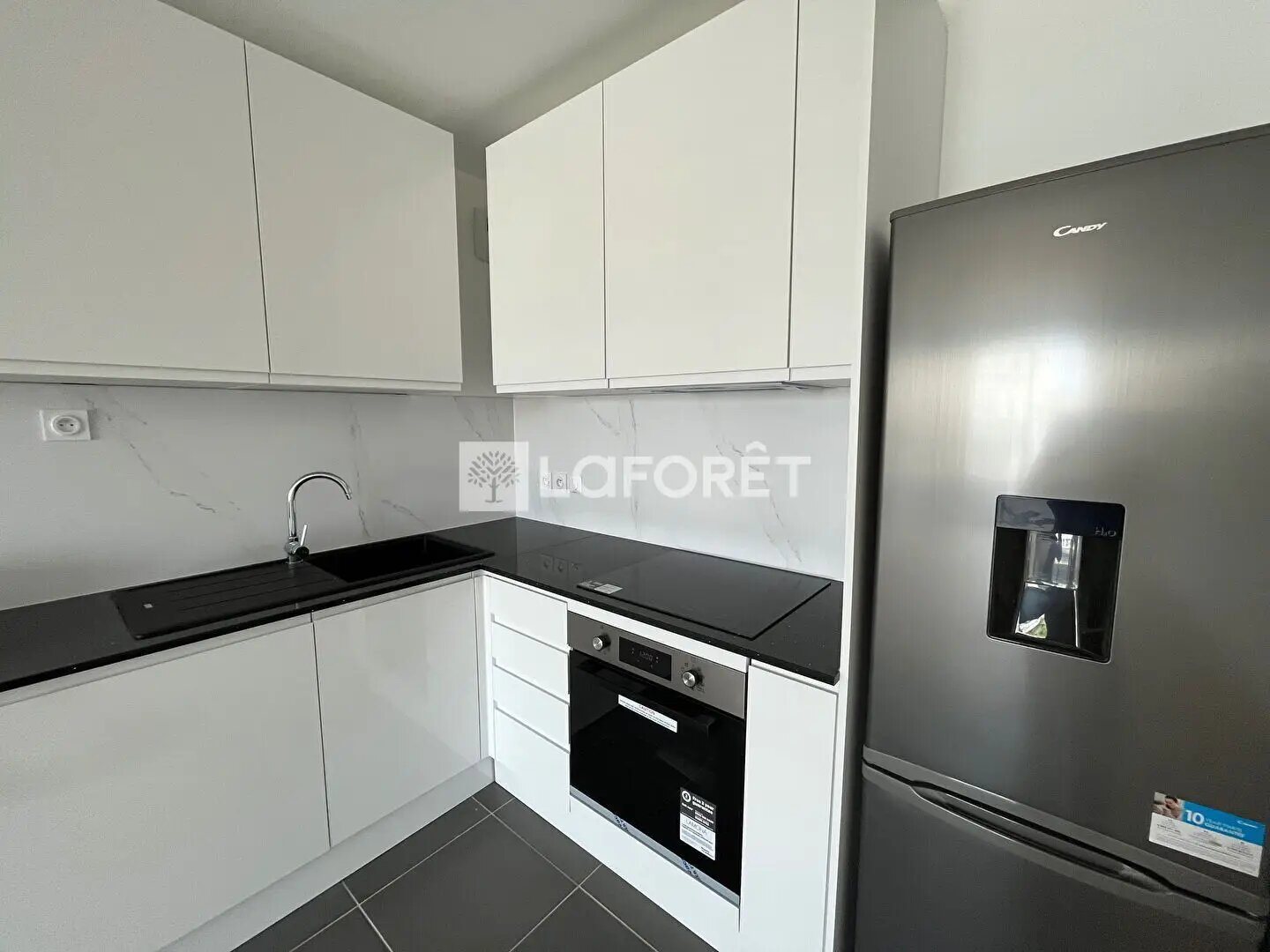 Appartement à louer, 64m², Clichy