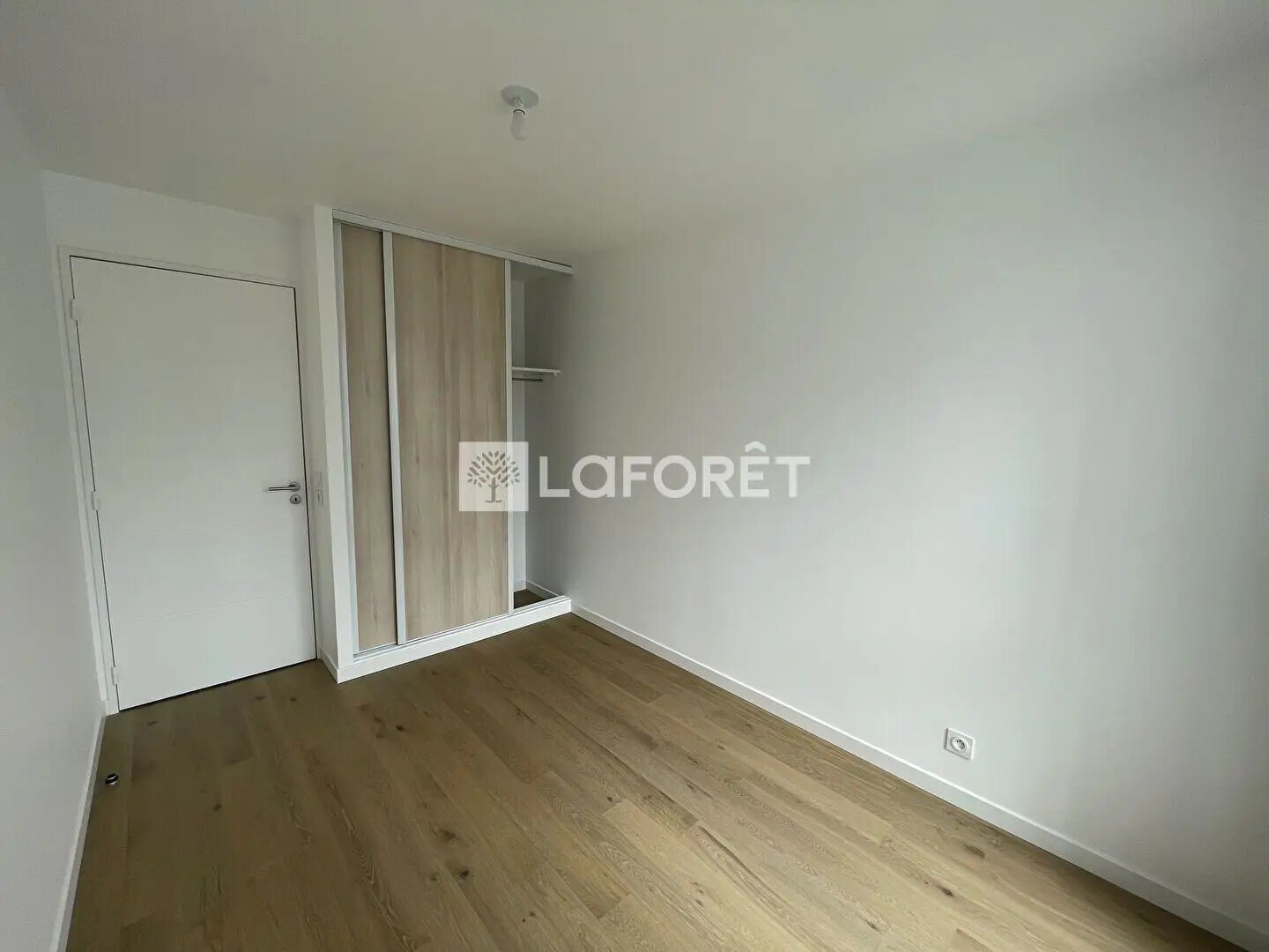 Appartement à louer, 64m², Clichy