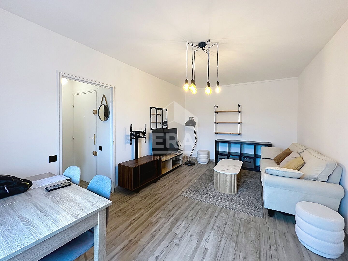 Appartement à louer, 42m², Lamorlaye
