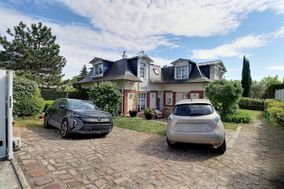 Maison à louer, 170m², Le Mesnil-le-Roi