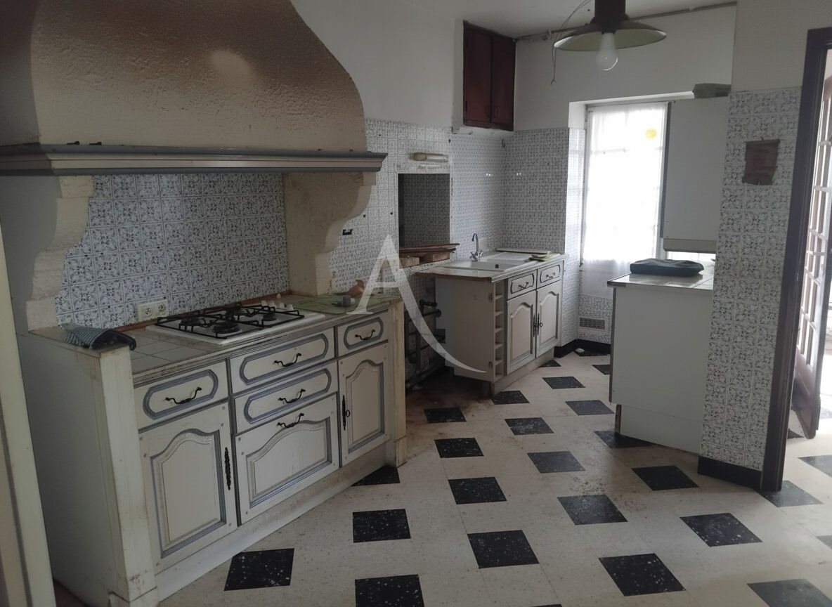 Maison à vendre, 131m², Félines-Termenès