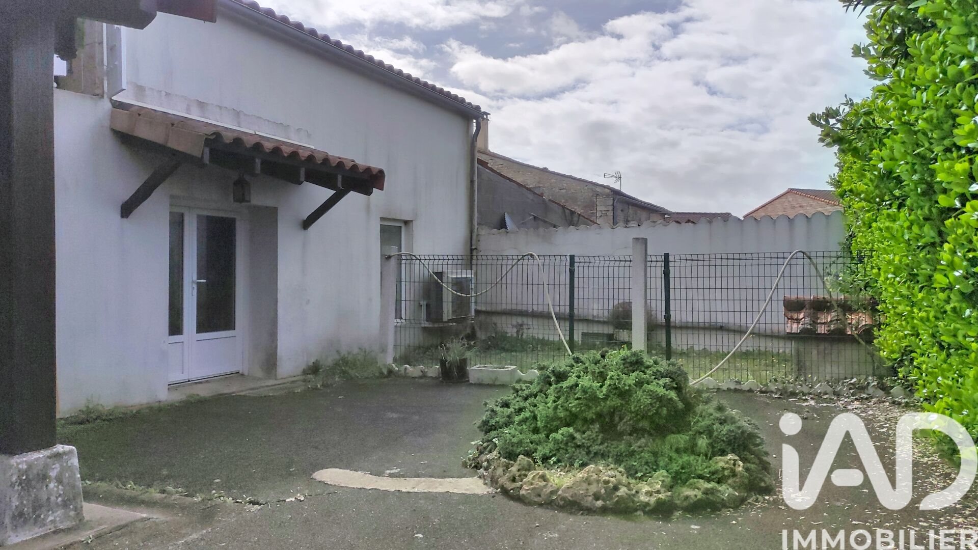 Maison à vendre, 170m², Thairé