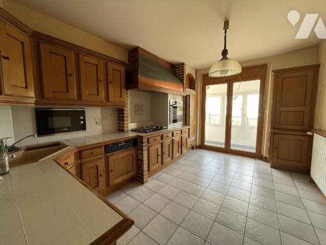 Maison à vendre, 190m², Ploemel