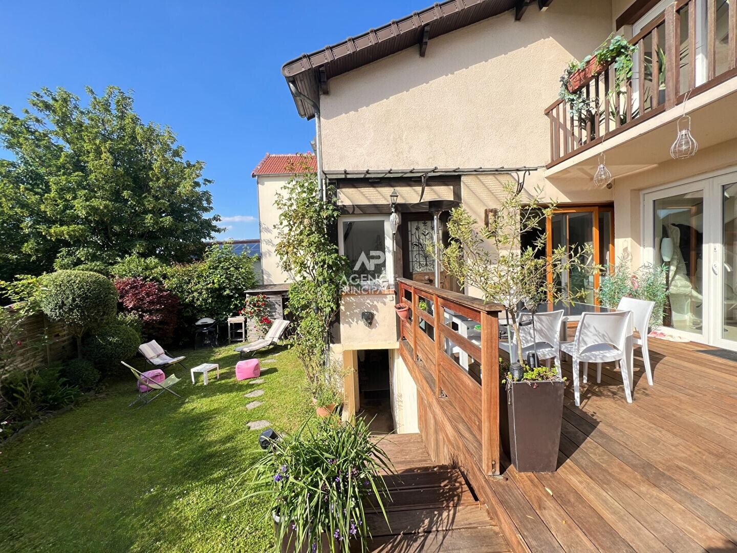 Maison à vendre, 170m², Chaville