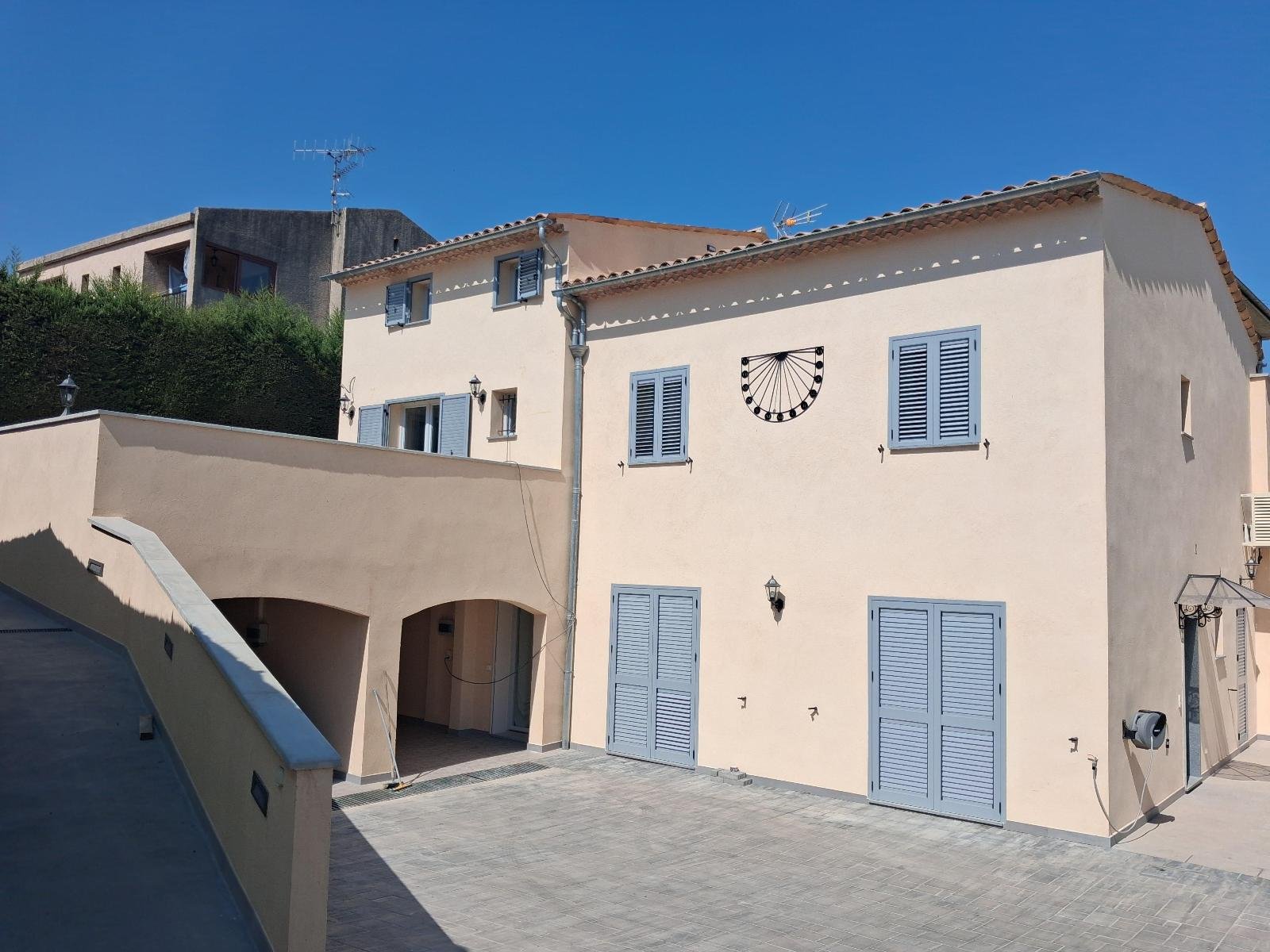Appartement à louer, 108m², Cagnes-sur-Mer
