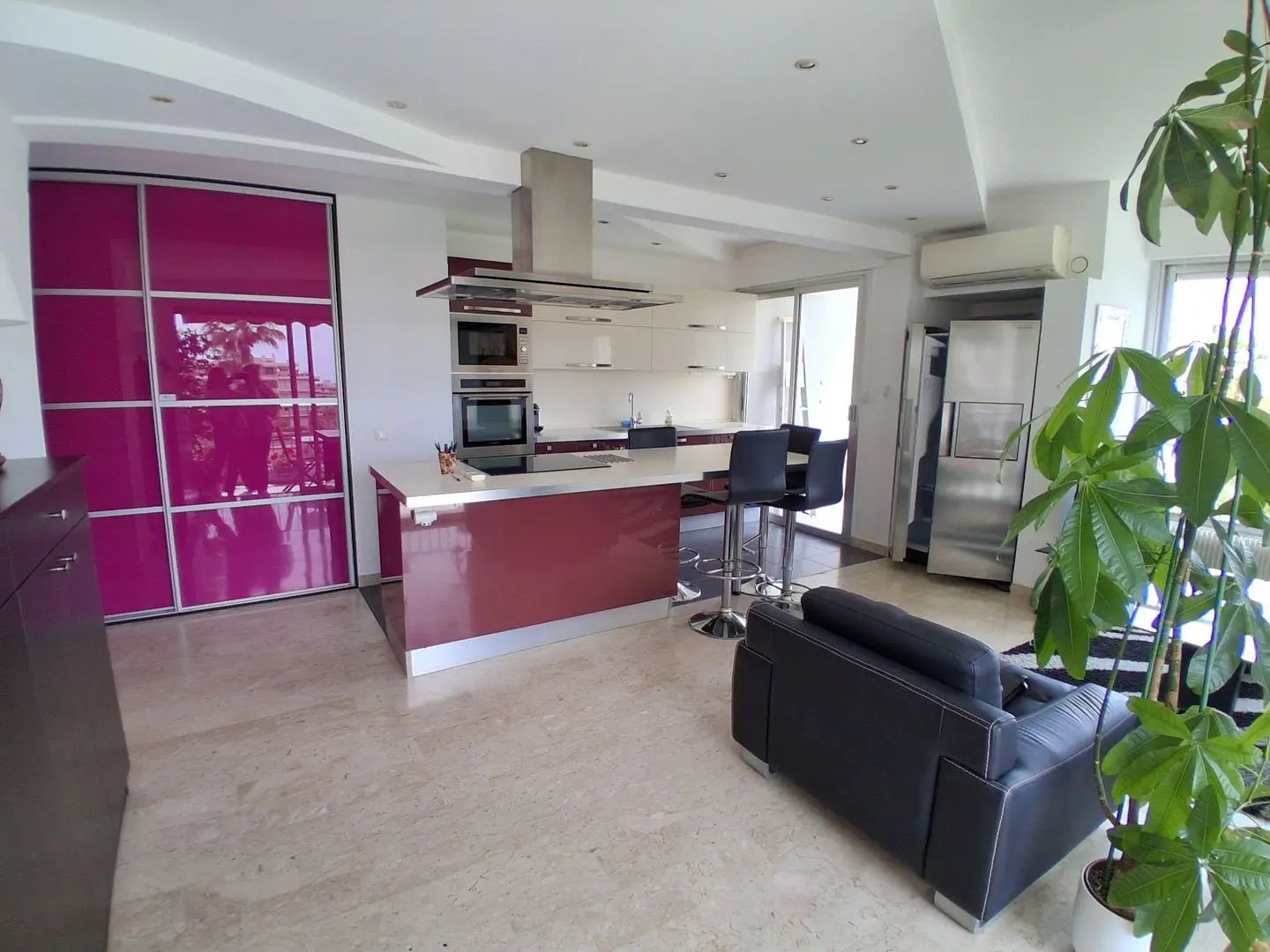 Appartement à louer, 73m², Antibes