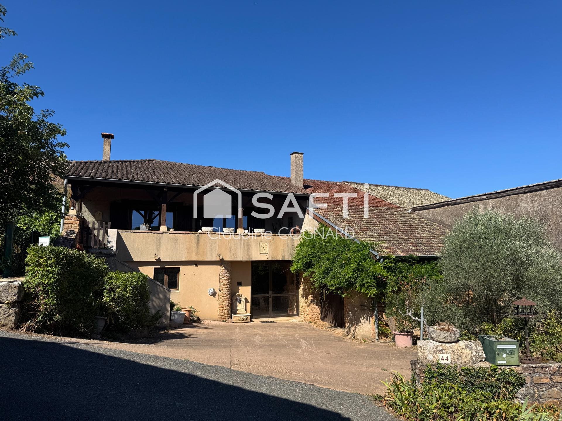 Maison à vendre, 207m², Vergisson