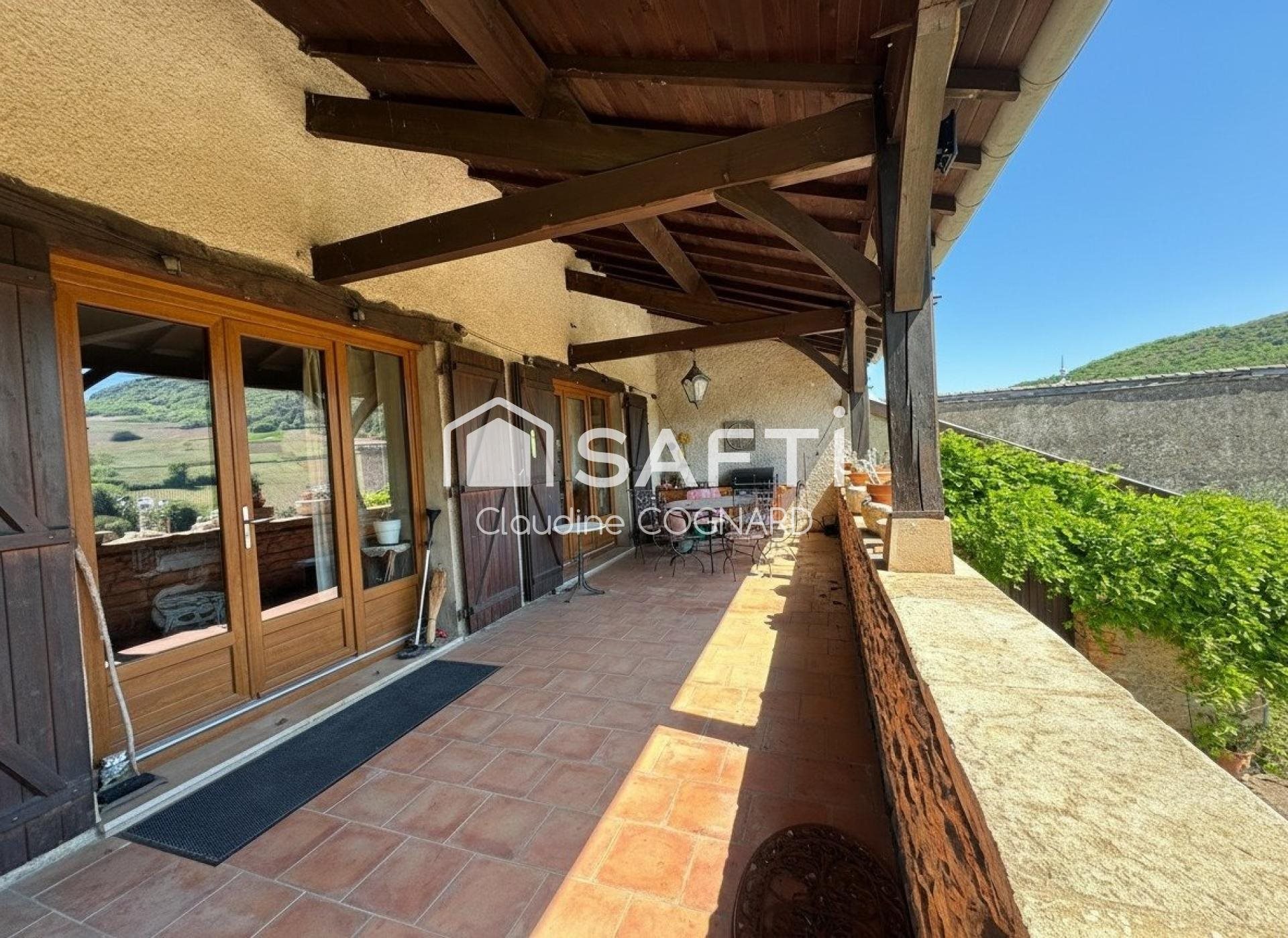 Maison à vendre, 207m², Vergisson