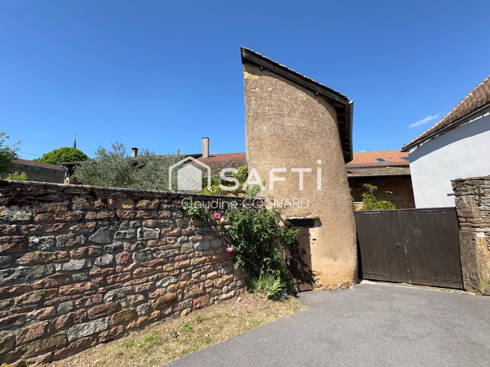 Maison à vendre, 268m², Vergisson
