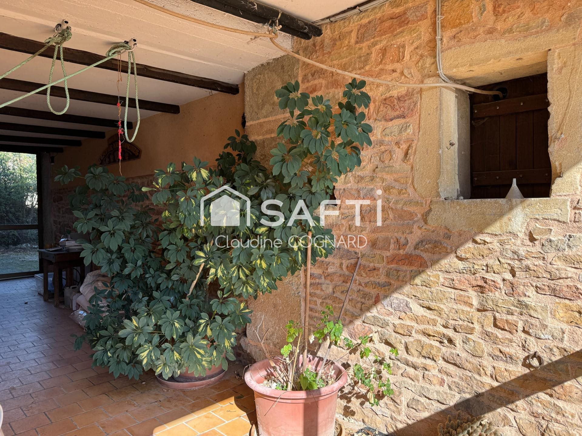 Maison à vendre, 268m², Vergisson