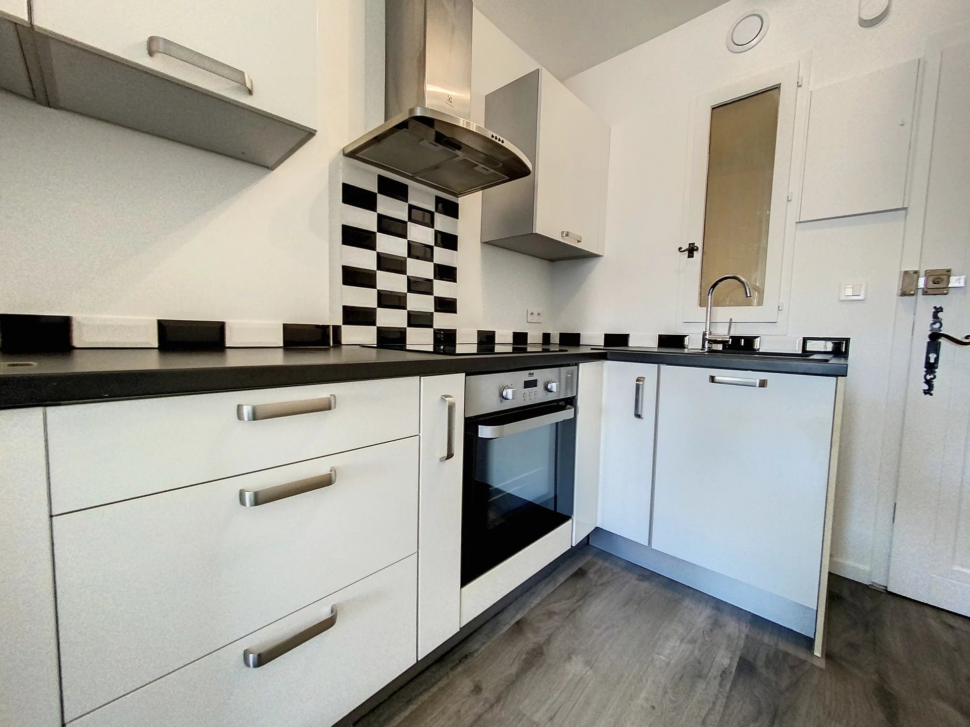 Appartement à louer, 27m², Villeneuve-Loubet